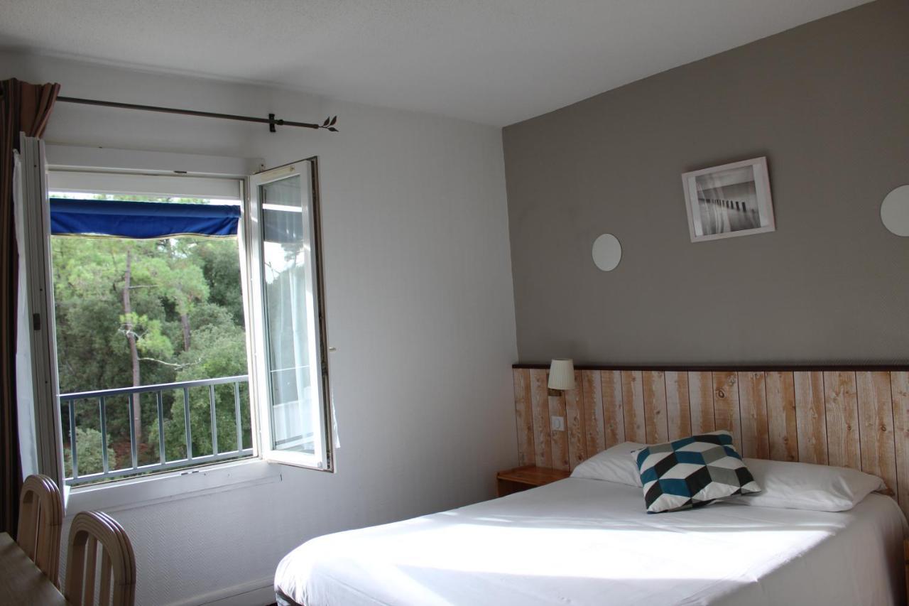 Hotel Mer Et Foret แซ็ง-โทรจง-เลส์-แบ็งส์ ภายนอก รูปภาพ