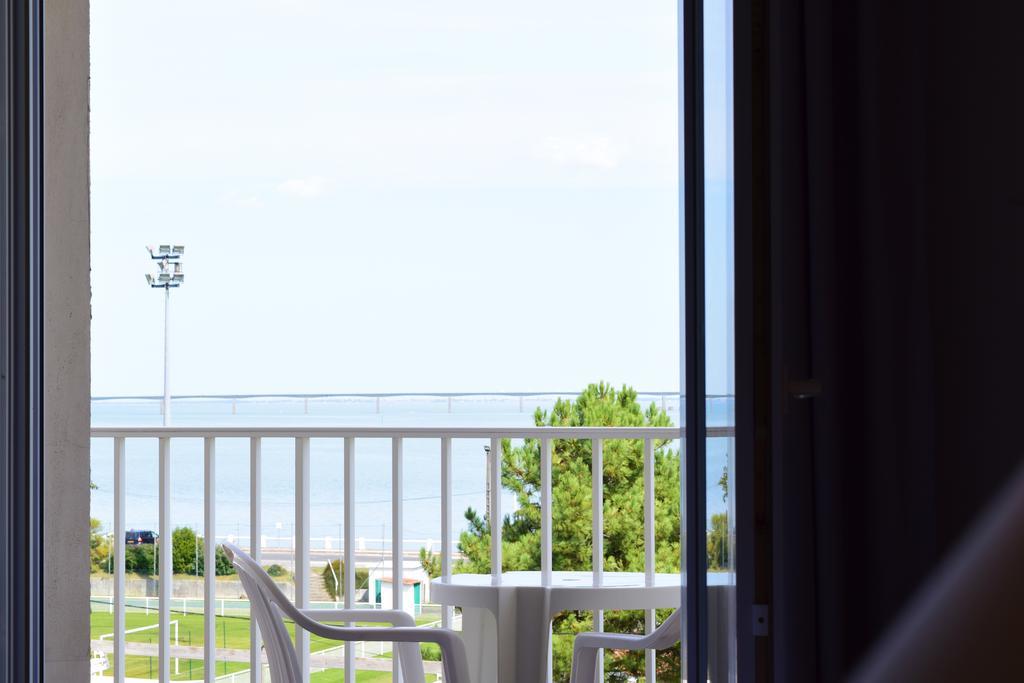 Hotel Mer Et Foret แซ็ง-โทรจง-เลส์-แบ็งส์ ภายนอก รูปภาพ