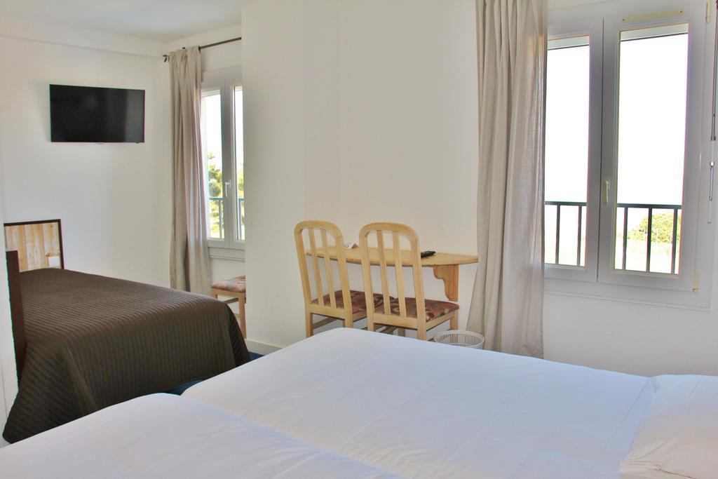 Hotel Mer Et Foret แซ็ง-โทรจง-เลส์-แบ็งส์ ภายนอก รูปภาพ