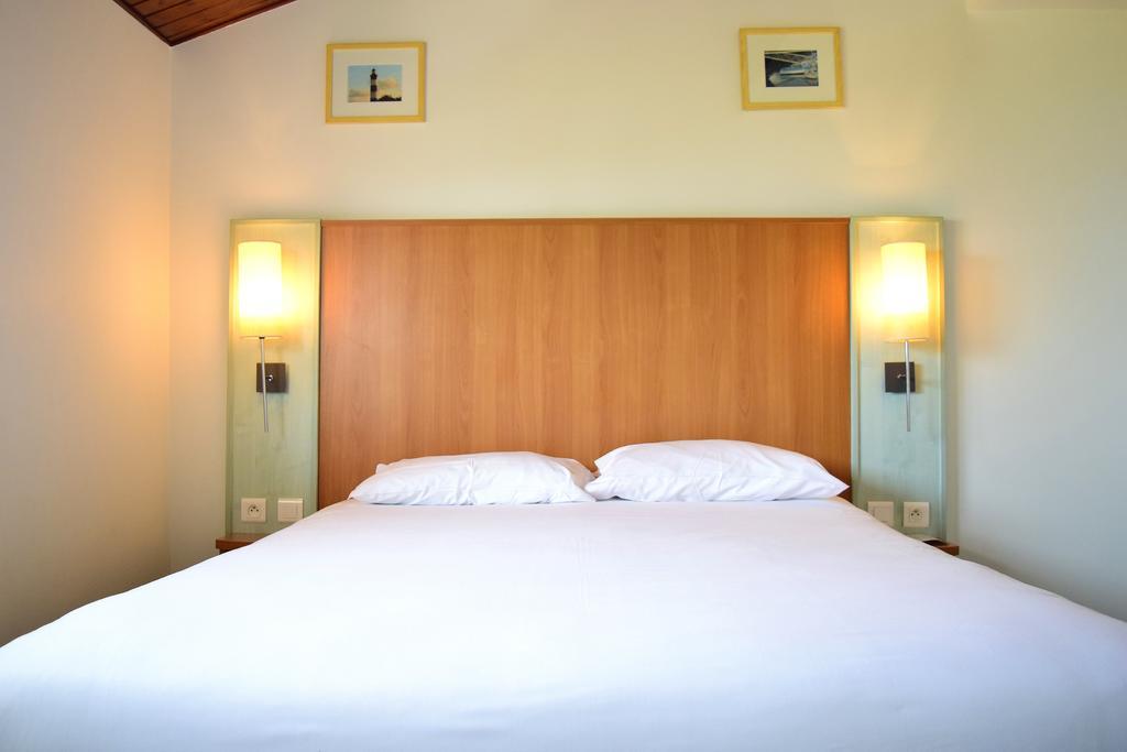 Hotel Mer Et Foret แซ็ง-โทรจง-เลส์-แบ็งส์ ภายนอก รูปภาพ