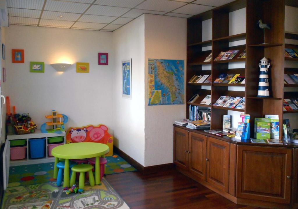 Hotel Mer Et Foret แซ็ง-โทรจง-เลส์-แบ็งส์ ภายนอก รูปภาพ